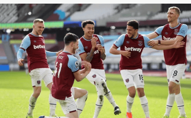 [NBA]巴雷特谈迪亚巴特：他盖了我两回，我和他说再盖我就干他