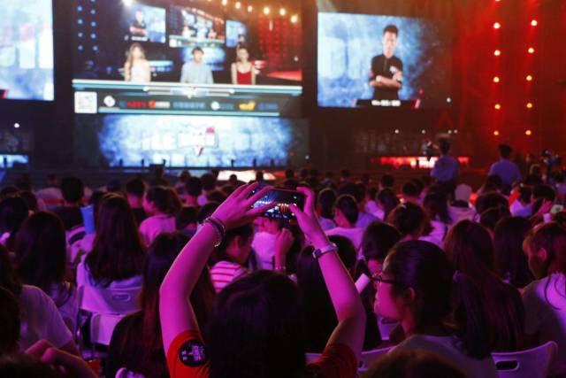 高情商！皮亚斯特里主动为同胞杜汉打气：被阿尔卑抛弃不是终点！